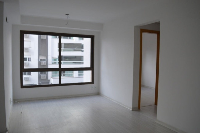 Imagem Apartamento com 2 Quartos à Venda, 65 m² em Passo Da Areia - Porto Alegre
