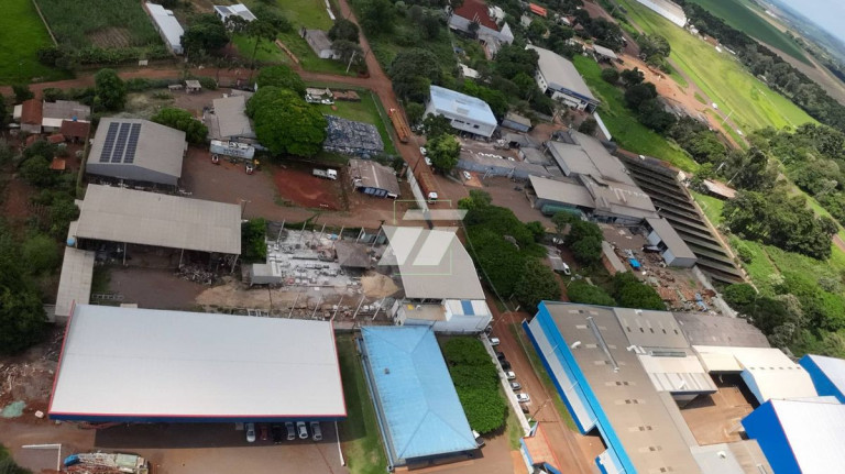 Imagem Galpão à Venda, em Lago Azul - Cascavel Imagem Galpão à Venda, em Lago Azul - Cascavel