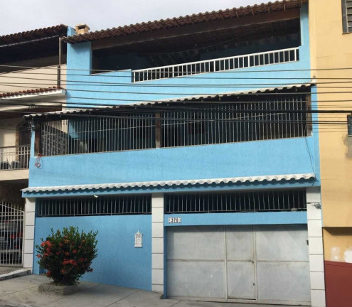 Casa com 3 Quartos à Venda, 450 m² em Jardim Vinte E Cinco De Agosto - Duque De Caxias