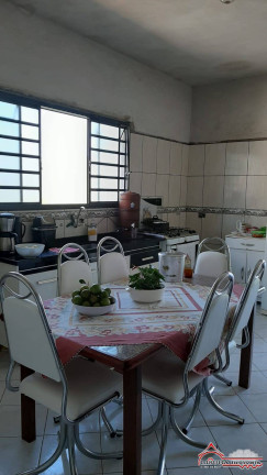 Imagem Casa com 4 Quartos à Venda, 220 m² em Jardim Terras De São João - Jacareí Imagem Casa com 4 Quartos à Venda, 220 m² em Jardim Terras De São João - Jacareí