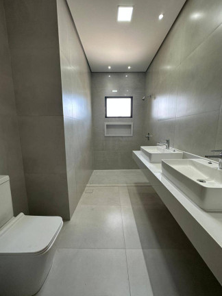 Imagem Casa com 3 Quartos à Venda, 230 m² em Condomínio Belvedere Ii - Cuiabá