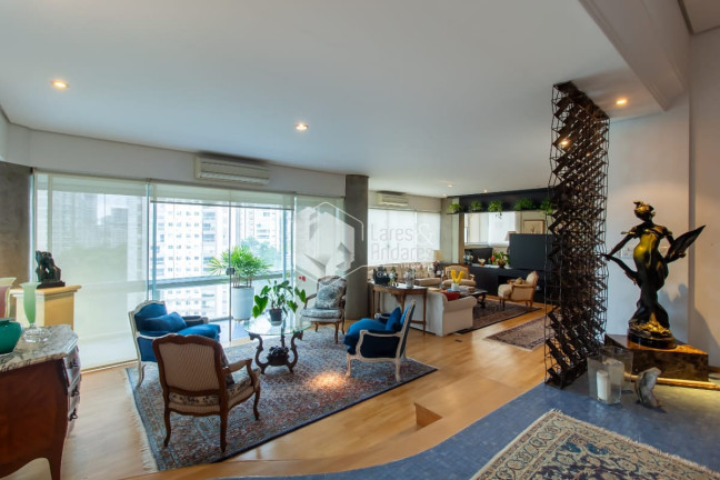 Apartamento com 4 Quartos à Venda, 272 m² em Jardim Fonte Do Morumbi - São Paulo