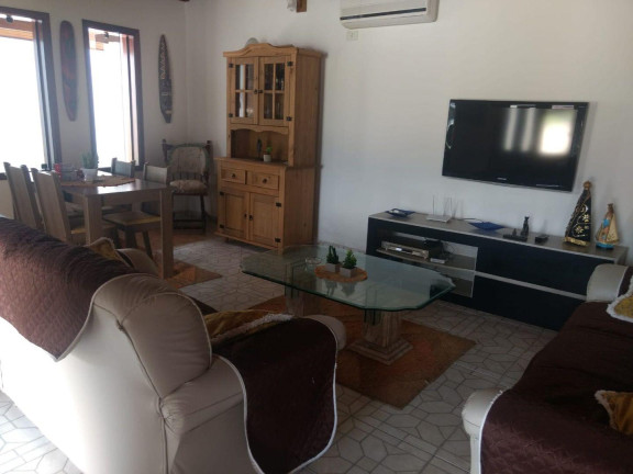 Imagem Casa com 6 Quartos à Venda, 300 m² em Horto Florestal - Ubatuba