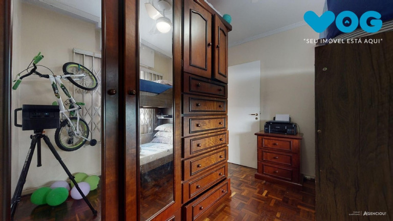 Imagem Imóvel com 2 Quartos à Venda, 62 m² em Menino Deus - Porto Alegre Imagem Imóvel com 2 Quartos à Venda, 62 m² em Menino Deus - Porto Alegre