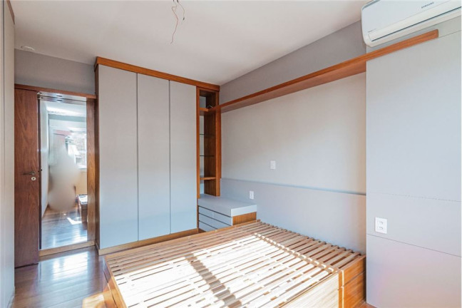 Imagem Apartamento com 2 Quartos à Venda, 87 m² em Centro Histórico - Porto Alegre