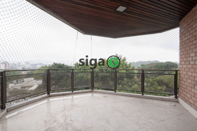 Apartamento com 4 Quartos à Venda, 260 m² em Vila Nova Conceição - São Paulo