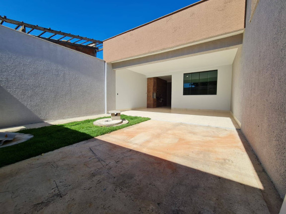 Imagem Casa com 3 Quartos à Venda, 180 m² em Goiânia Imagem Casa com 3 Quartos à Venda, 180 m² em Goiânia