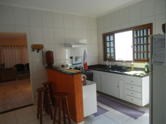 Imagem Sobrado com 3 Quartos à Venda, 212 m² em Jardim Cacique - Suzano