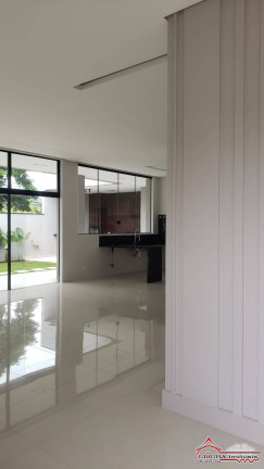 Imagem Casa de Condomínio com 3 Quartos à Venda, 254 m² em Condomínio Terras Do Vale - Caçapava Imagem Casa de Condomínio com 3 Quartos à Venda, 254 m² em Condomínio Terras Do Vale - Caçapava