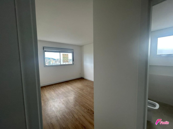 Imagem Apartamento com 3 Quartos à Venda, 109 m² em Estreito - Florianópolis