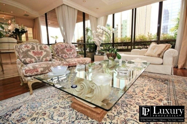 Imagem Apartamento com 4 Quartos à Venda, 335 m² em Itaim Bibi - São Paulo