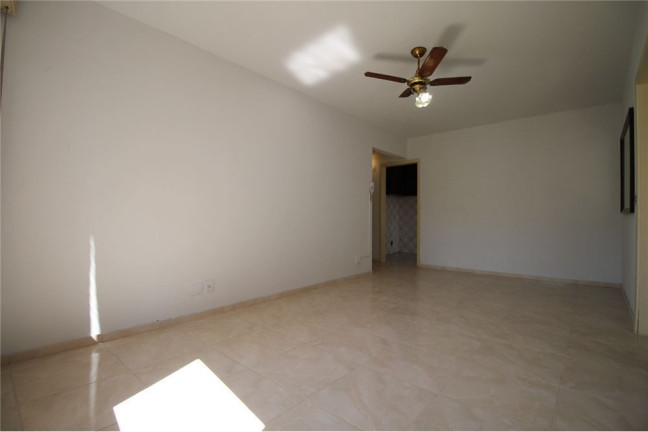 Imagem Apartamento com 1 Quarto à Venda, 48 m² em Santa Cecília - Porto Alegre
