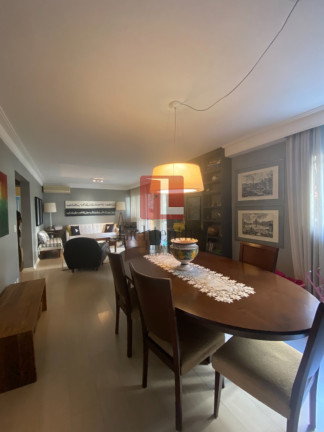 Apartamento com 4 Quartos à Venda, 198 m² em Jardim Europa - São Paulo