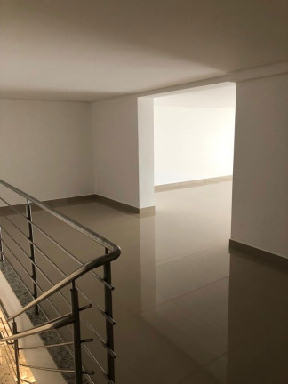 Imagem Sala Comercial à Venda, 227 m² em Centro - Balneário Camboriú Imagem Sala Comercial à Venda, 227 m² em Centro - Balneário Camboriú