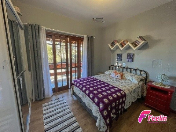 Imagem Casa com 3 Quartos à Venda, 236 m² em Centro - Rancho Queimado Imagem Casa com 3 Quartos à Venda, 236 m² em Centro - Rancho Queimado