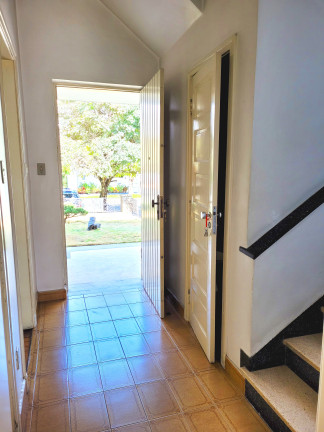 Imagem Casa com 5 Quartos para Alugar ou Temporada, 240 m² em Bela Aliança - São Paulo