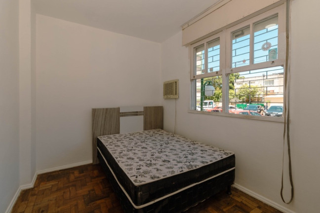 Imagem Imóvel com 2 Quartos à Venda, em Petrópolis - Porto Alegre Imagem Imóvel com 2 Quartos à Venda, em Petrópolis - Porto Alegre