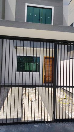 Sobrado com 2 Quartos à Venda, 66 m² em Br Felice - Tijucas
