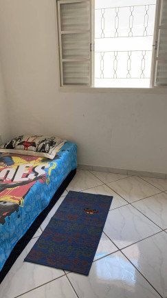 Imagem Casa com 3 Quartos à Venda, 250 m² em Jardim Jaraguá - Taubaté Imagem Casa com 3 Quartos à Venda, 250 m² em Jardim Jaraguá - Taubaté