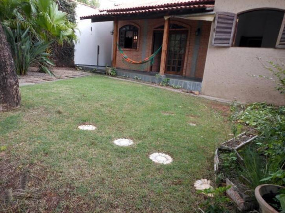 Imagem Casa com 2 Quartos à Venda, 137 m² em Jardim Karolyne - Votorantim