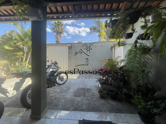 Imagem Casa com 5 Quartos à Venda, 360 m² em São Judas Tadeu - Florestal