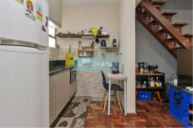 Imagem Apartamento com 1 Quarto à Venda, 75 m² em Farroupilha - Porto Alegre