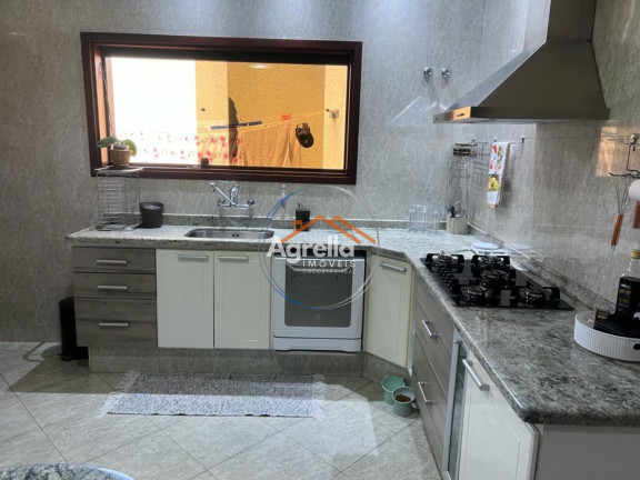Imagem Casa com 3 Quartos à Venda, 232 m² em Parque Residencial Murayama - Mogi Mirim