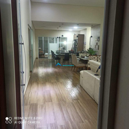 Imagem Casa com 3 Quartos à Venda, 230 m² em Santa Isabel - Louveira Imagem Casa com 3 Quartos à Venda, 230 m² em Santa Isabel - Louveira