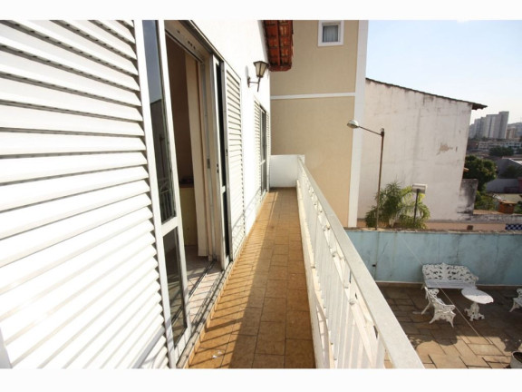 Imagem Casa com 4 Quartos à Venda, 400 m² em Vila Rosália - Guarulhos Imagem Casa com 4 Quartos à Venda, 400 m² em Vila Rosália - Guarulhos
