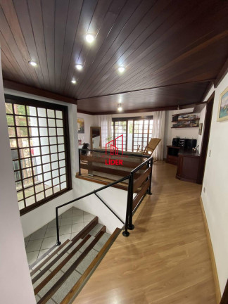Imagem Casa com 4 Quartos à Venda, 345 m² em Ahú - Curitiba