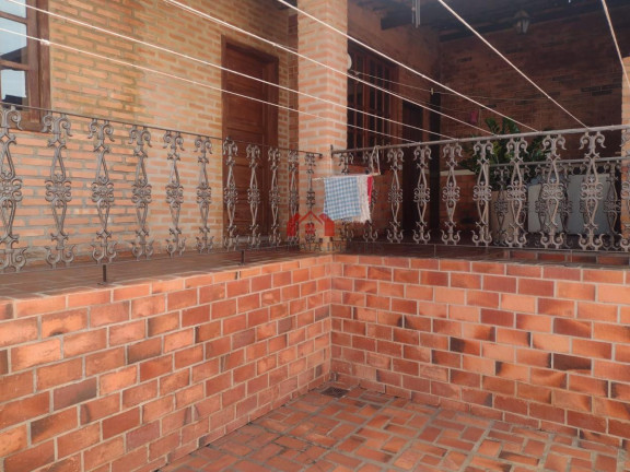 Imagem Casa com 3 Quartos à Venda, 360 m² em Fernão Dias - Belo Horizonte Imagem Casa com 3 Quartos à Venda, 360 m² em Fernão Dias - Belo Horizonte