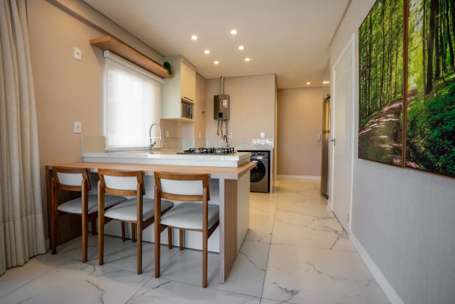 Imagem Apartamento com 2 Quartos à Venda, 74 m² em Meia Praia - Itapema Imagem Apartamento com 2 Quartos à Venda, 74 m² em Meia Praia - Itapema
