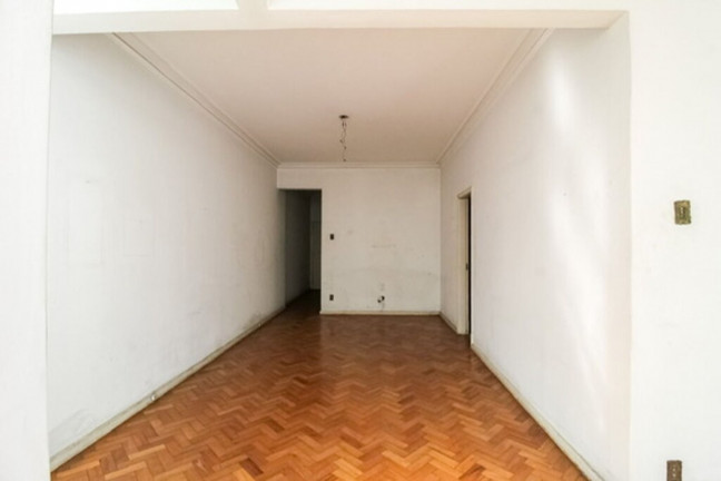 Imagem Imóvel com 2 Quartos à Venda, 105 m² em Copacabana - Rio De Janeiro Imagem Imóvel com 2 Quartos à Venda, 105 m² em Copacabana - Rio De Janeiro