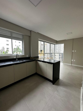 Imagem Apartamento com 2 Quartos à Venda, 93 m² em Centro - Balneário Camboriú