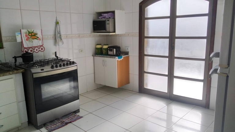 Imagem Casa com 5 Quartos à Venda,  em Eldorado - Diadema