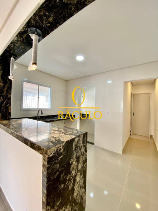 Imagem Casa com 2 Quartos à Venda, 68 m² em Parque Bitaru - São Vicente