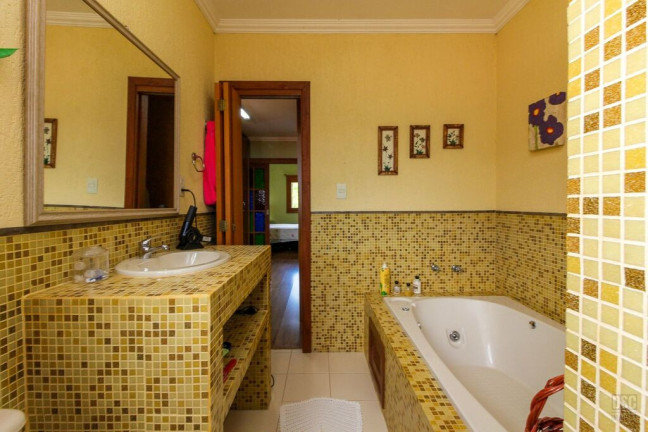 Imagem Casa com 3 Quartos à Venda, 197 m² em Hípica - Porto Alegre