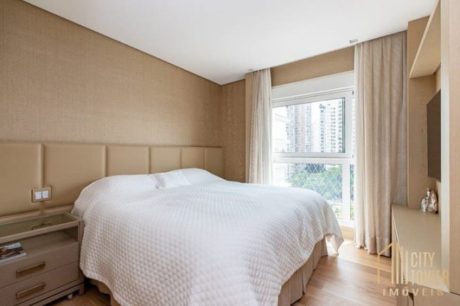Imagem Apartamento com 3 Quartos à Venda, 229 m² em Ibirapuera - São Paulo Imagem Apartamento com 3 Quartos à Venda, 229 m² em Ibirapuera - São Paulo