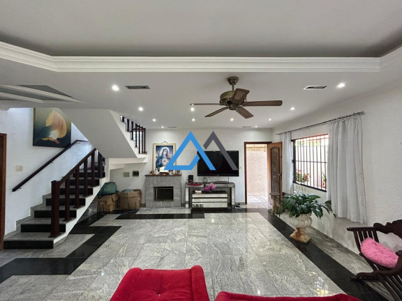 Casa com 3 Quartos à Venda, 196 m² em Nova Caieiras - Caieiras