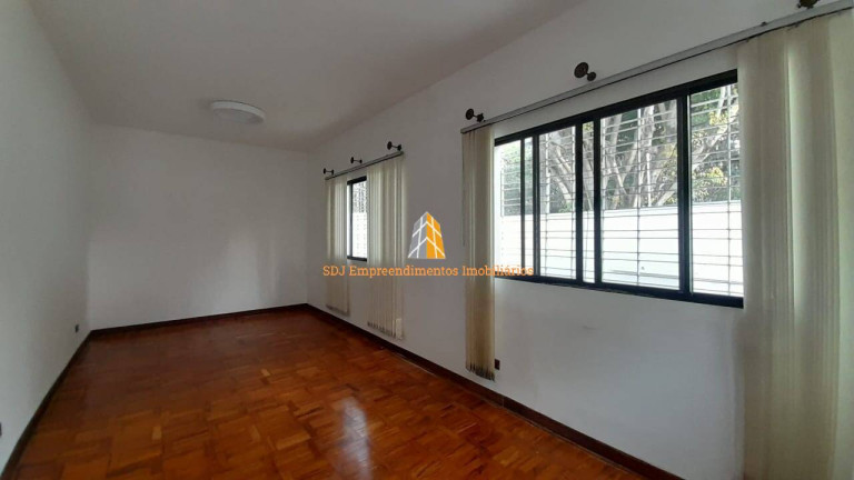 Casa com 6 Quartos para Alugar, 352 m² em Instituto De Previdência - São Paulo