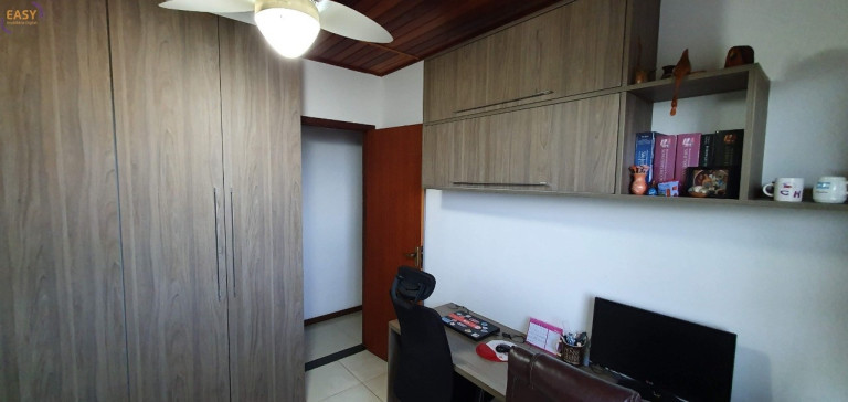 Imagem Imóvel com 3 Quartos à Venda, 360 m² em Jacarepaguá - Rio De Janeiro