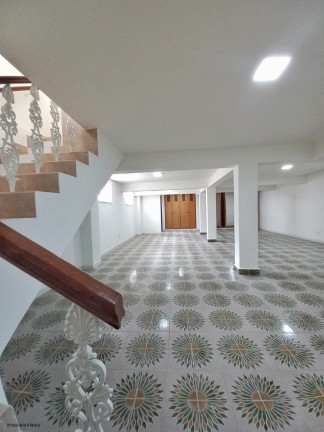 Imagem Sobrado com 3 Quartos à Venda,  em Cidade Satélite - Atibaia