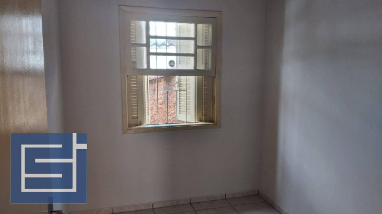 Imagem Casa com 3 Quartos para Alugar,  em Centro - Socorro