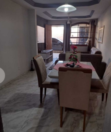 Imagem Casa com 2 Quartos à Venda, 80 m² em Anil - Rio De Janeiro
