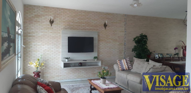 Imagem Casa com 4 Quartos à Venda, 300 m² em Vila Pinheiro - Jacareí Imagem Casa com 4 Quartos à Venda, 300 m² em Vila Pinheiro - Jacareí