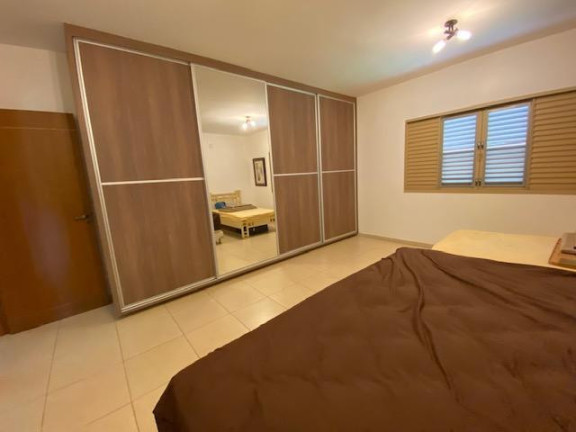Imagem Chácara com 2 Quartos à Venda, 330 m² em Condomínio Miraflores - Hidrolândia Imagem Chácara com 2 Quartos à Venda, 330 m² em Condomínio Miraflores - Hidrolândia