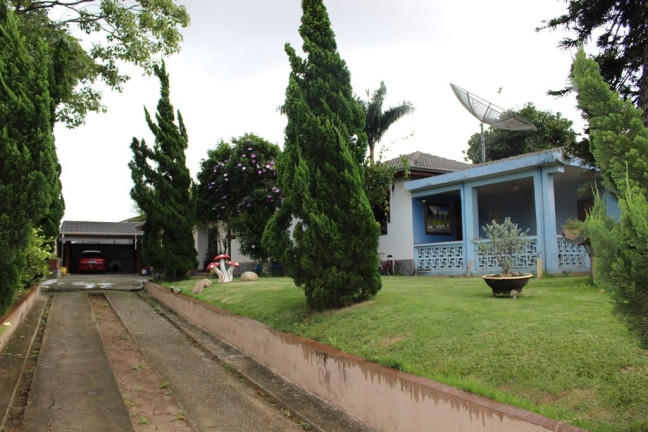 Imagem Casa com 6 Quartos à Venda, 400 m² em Santana - Pindamonhangaba
