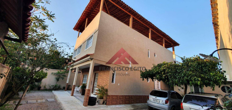 Casa com 6 Quartos à Venda, 327 m² em Itaipu - Niterói