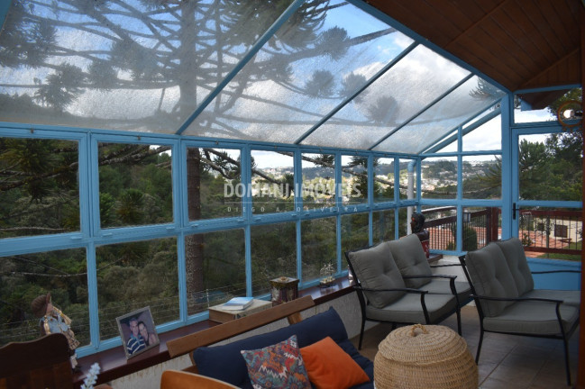 Imagem Casa com 4 Quartos à Venda, 115 m² em Região Do Vale Encantado - Campos Do Jordão