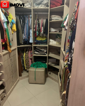 Imagem Casa com 4 Quartos à Venda, 198 m² em Santa Luzia - Serra